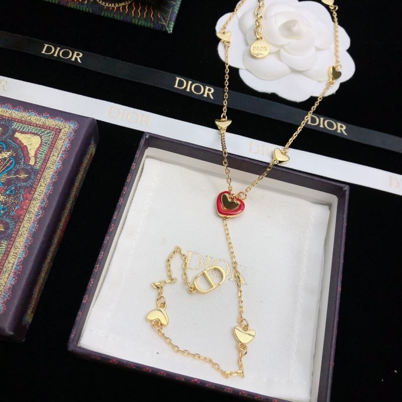 Christian Dior Necklaces